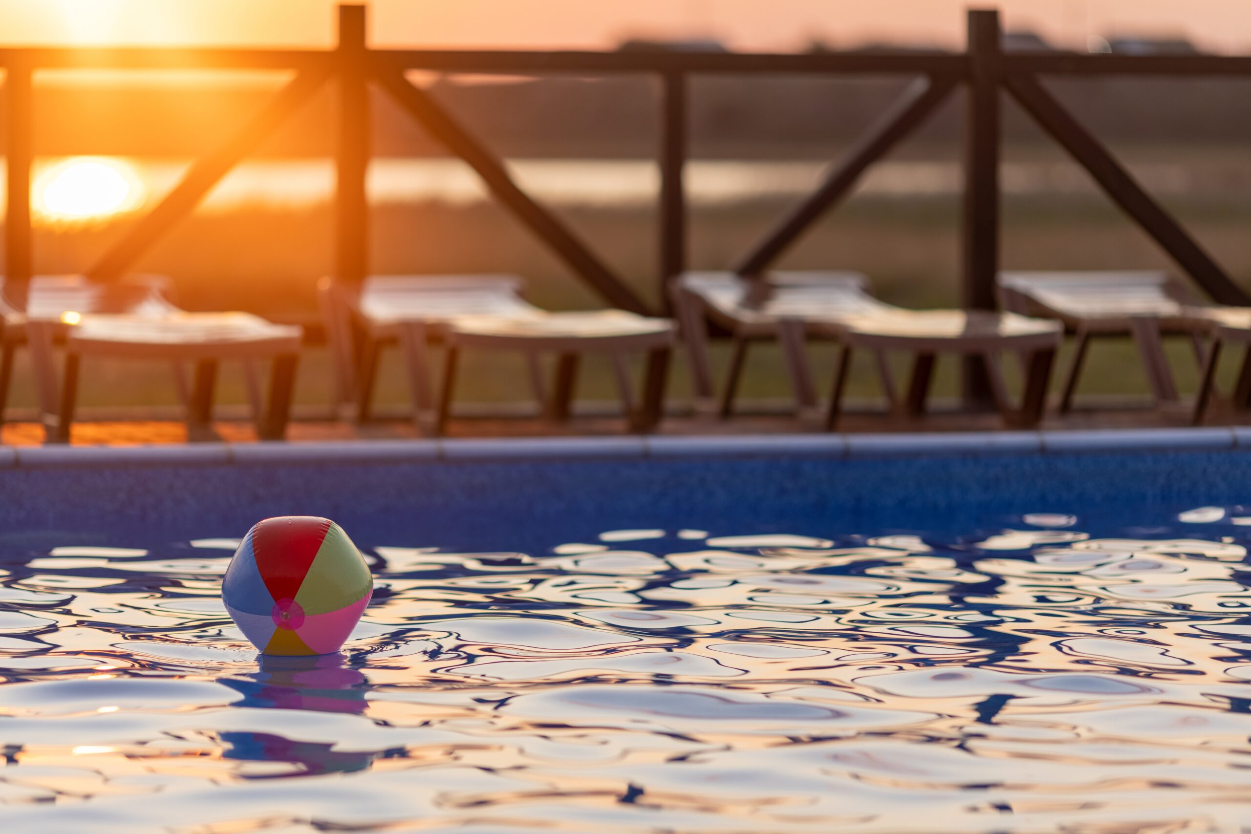 the ball floats on the water surface in the pool u 2025 01 29 07 30 34 utc scaled
